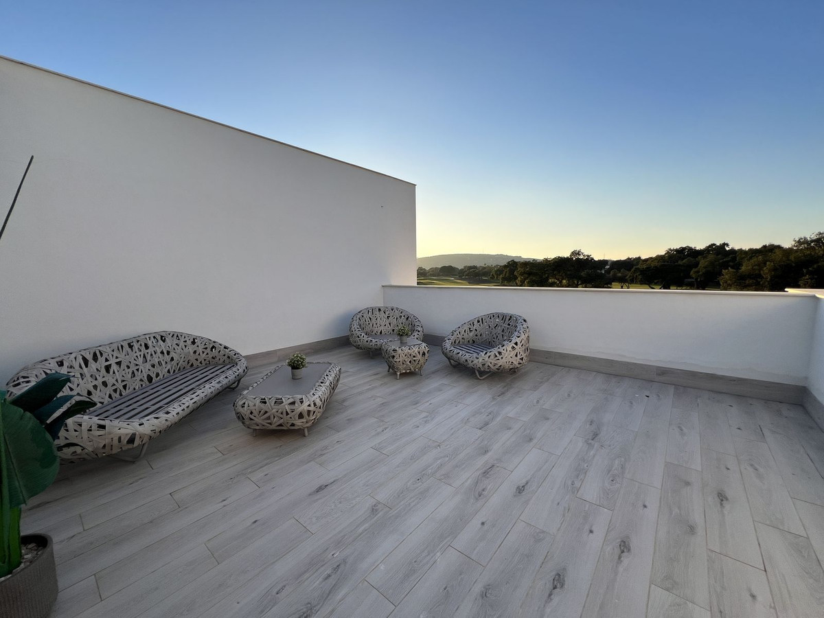 Se vende Pareada de 3 dormitorios en Costa Del Sol, Cadiz, España