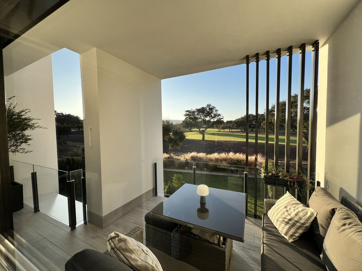 Se vende Pareada de 3 dormitorios en Costa Del Sol, Cadiz, España