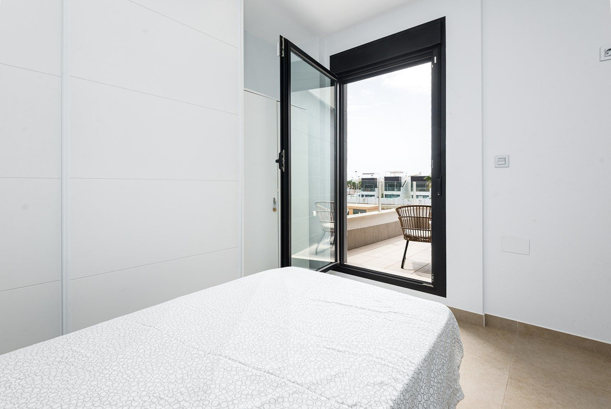 Se vende Villa - Chalet de 3 dormitorios en Costa Calida, Murcia, España