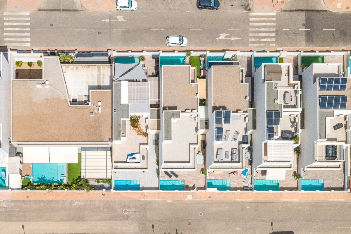 Se vende Villa - Chalet de 3 dormitorios en Costa Calida, Murcia, España