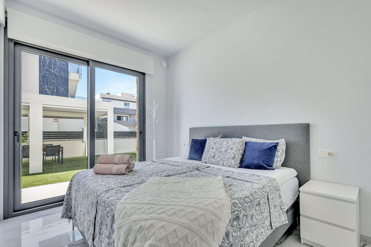 3 Bed Townhouse for sale in Torrevieja Costa Blanca, Alicante, Spain