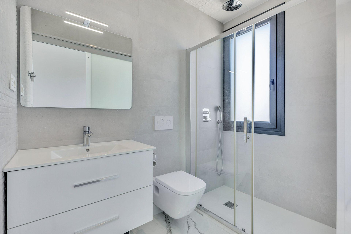 3 Bed Townhouse for sale in Torrevieja Costa Blanca, Alicante, Spain