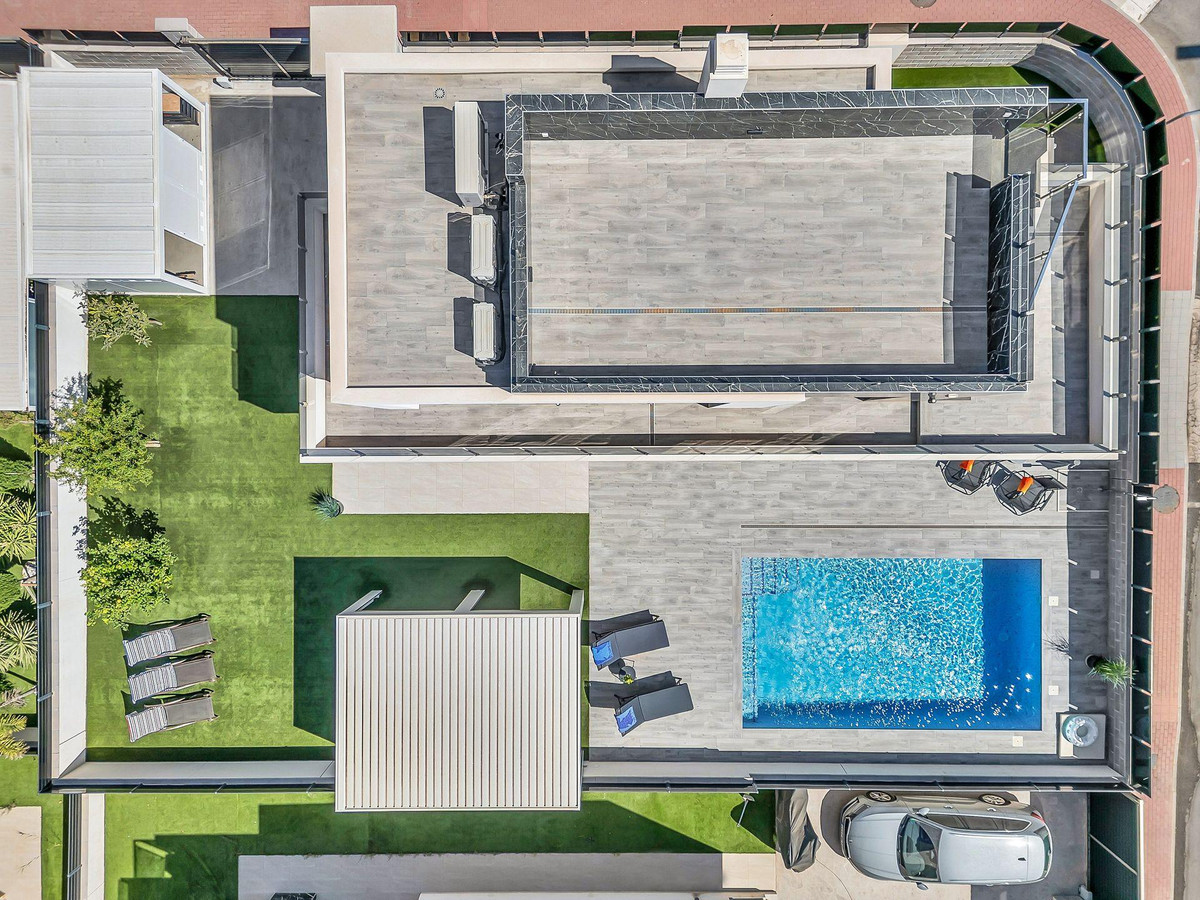 3 Bed Townhouse for sale in Torrevieja Costa Blanca, Alicante, Spain