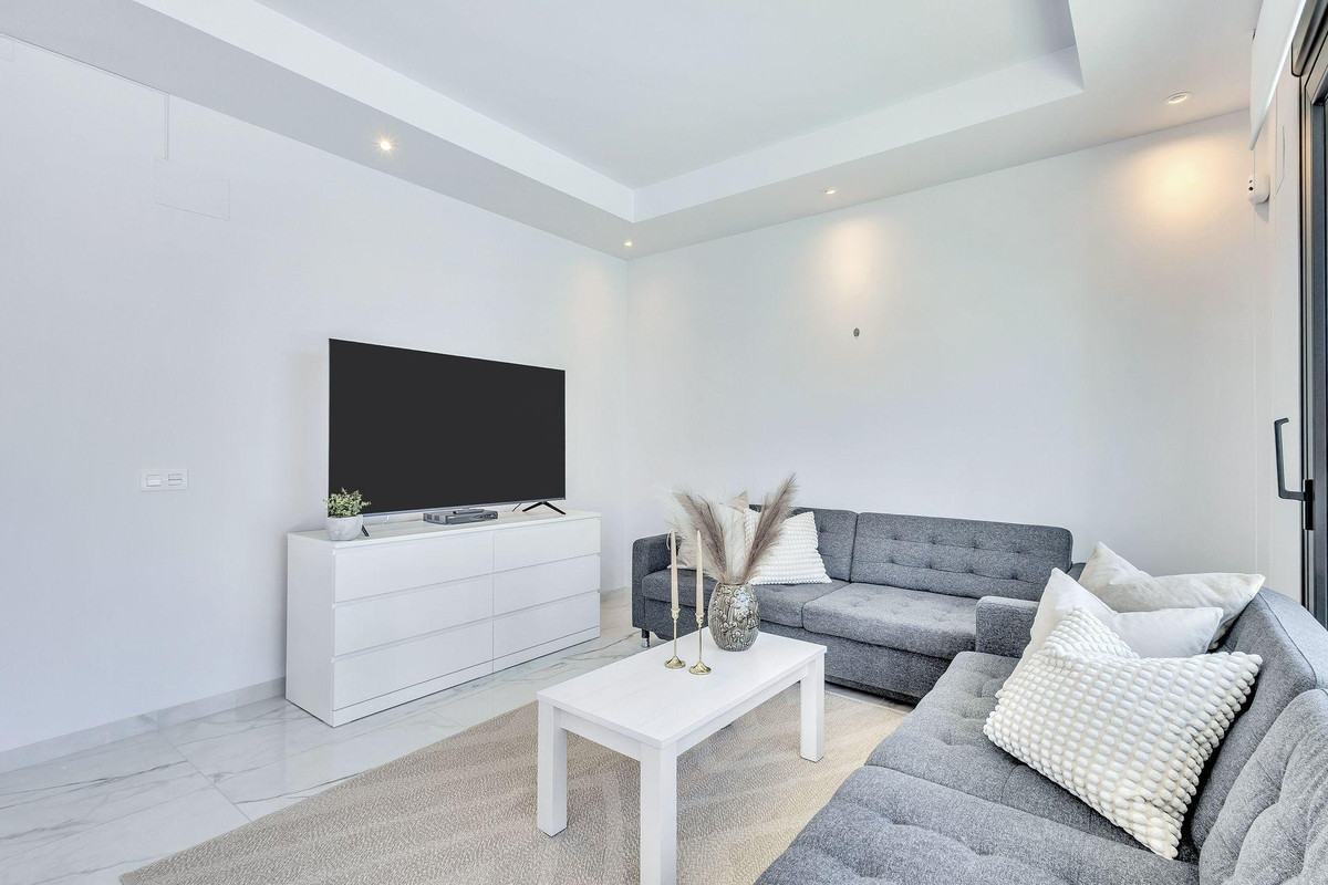 3 Bed Townhouse for sale in Torrevieja Costa Blanca, Alicante, Spain