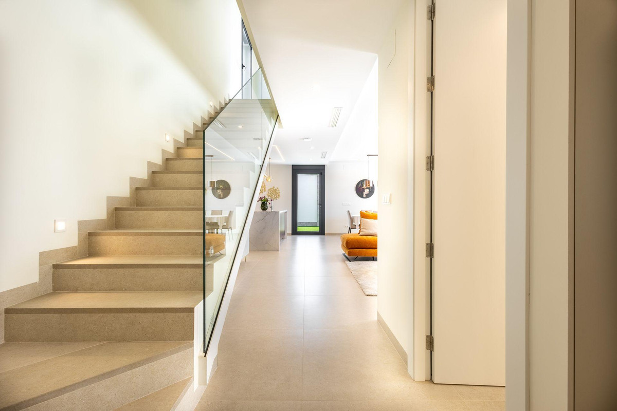 4 Bed Townhouse for sale in Torrevieja Costa Blanca, Alicante, Spain