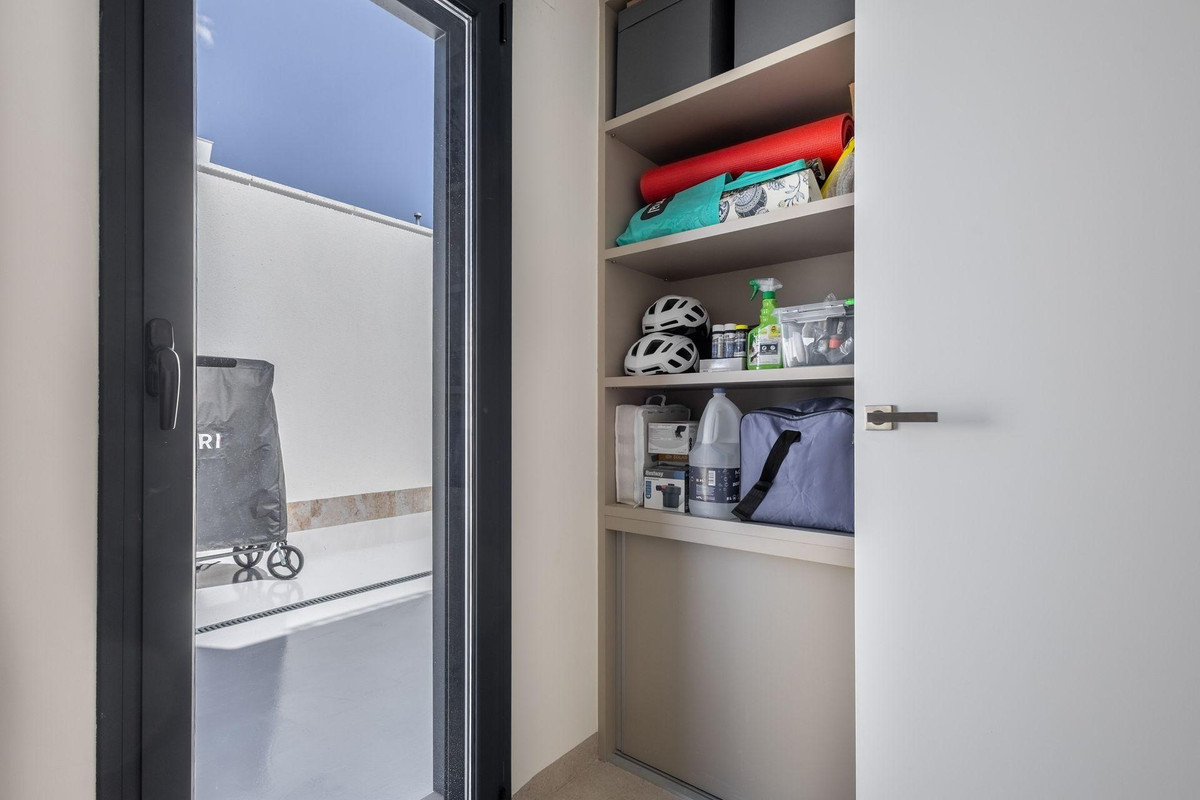 4 Bed Townhouse for sale in Torrevieja Costa Blanca, Alicante, Spain