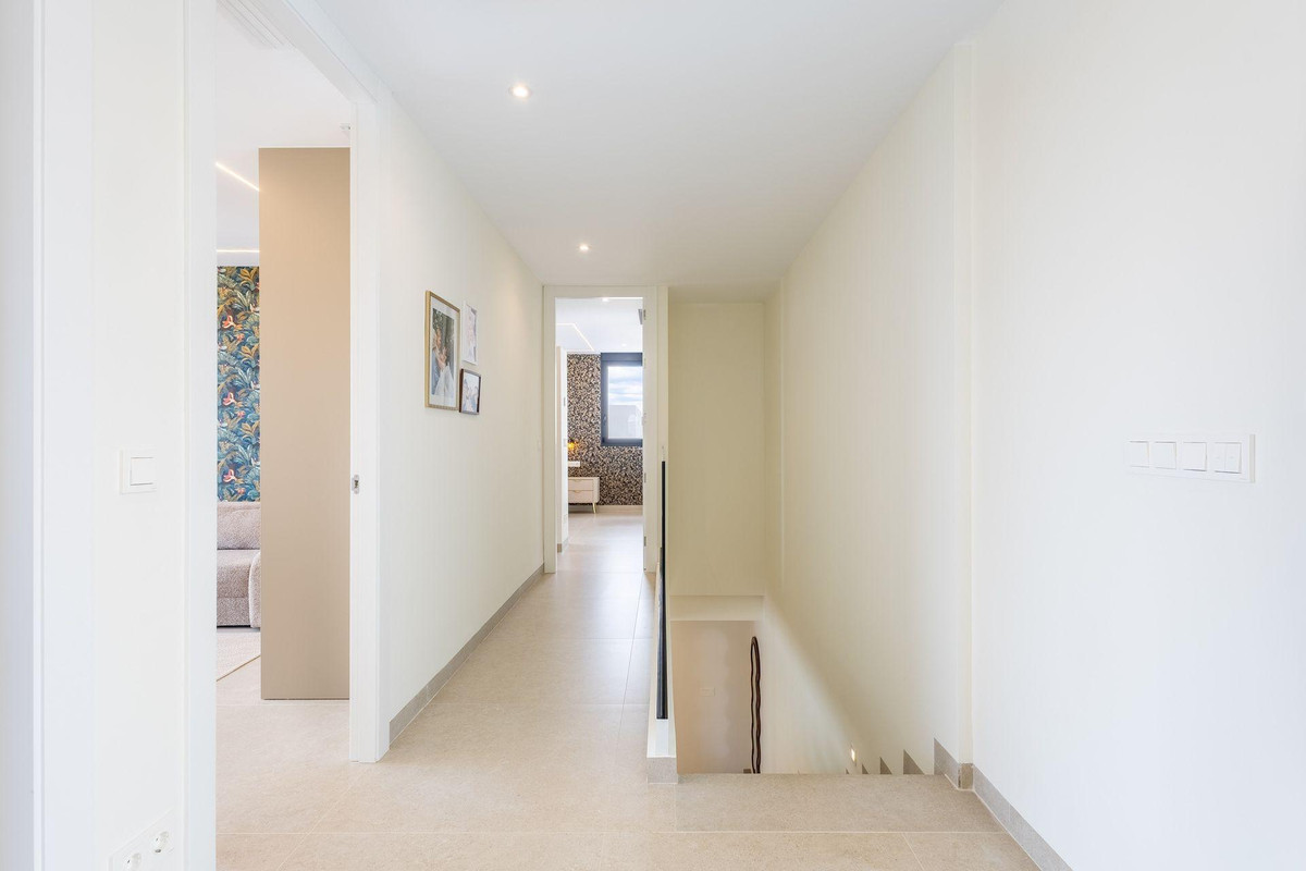 4 Bed Townhouse for sale in Torrevieja Costa Blanca, Alicante, Spain