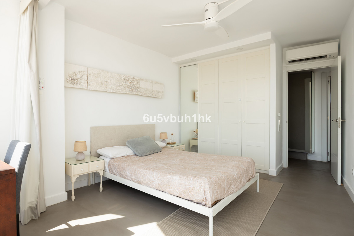 2 Bed Apartment for sale in Benalmadena Costa Costa Del Sol, Málaga, Spain