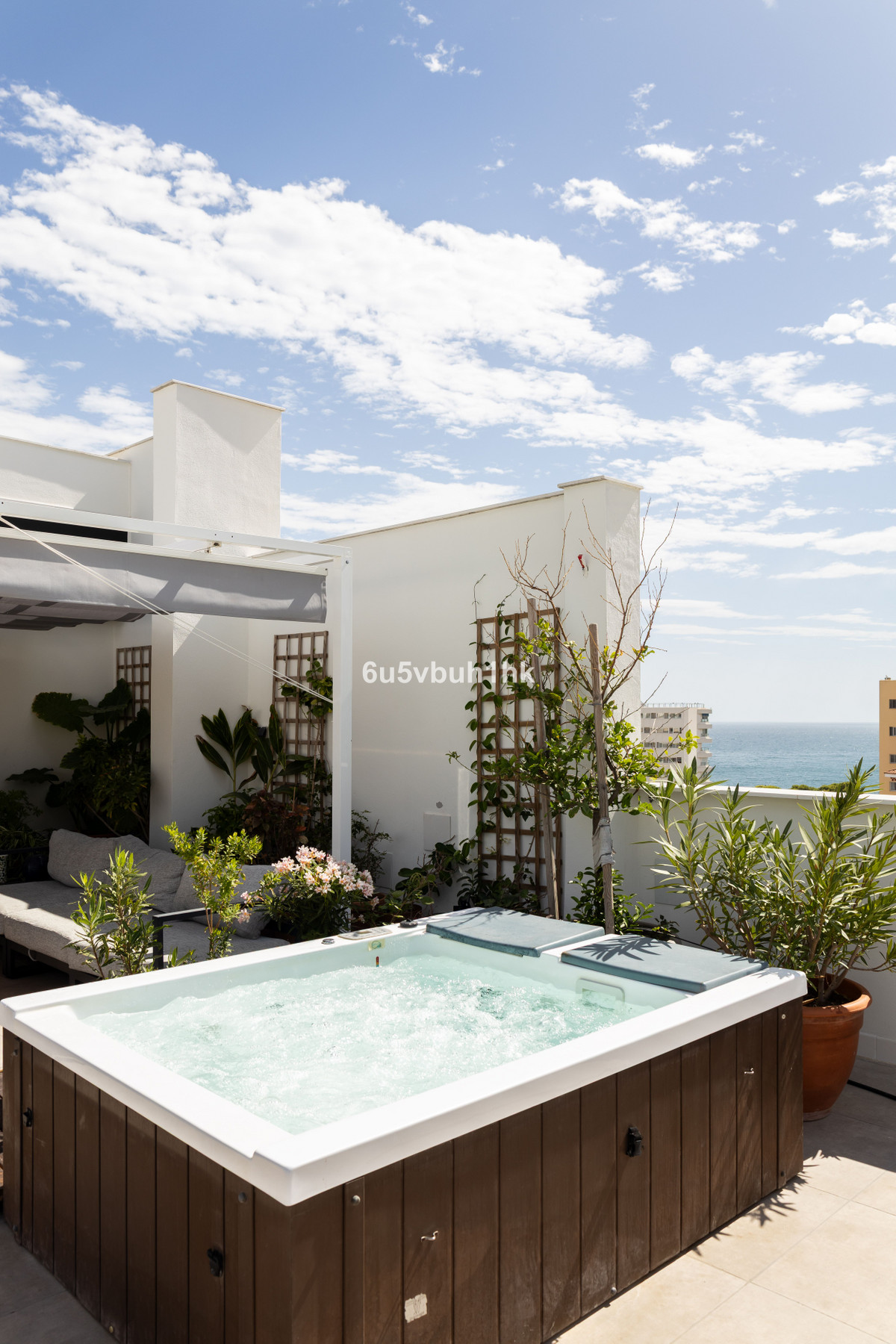 2 Bed Apartment for sale in Benalmadena Costa Costa Del Sol, Málaga, Spain