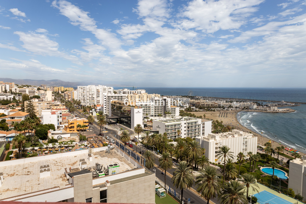 2 Bed Apartment for sale in Benalmadena Costa Costa Del Sol, Málaga, Spain