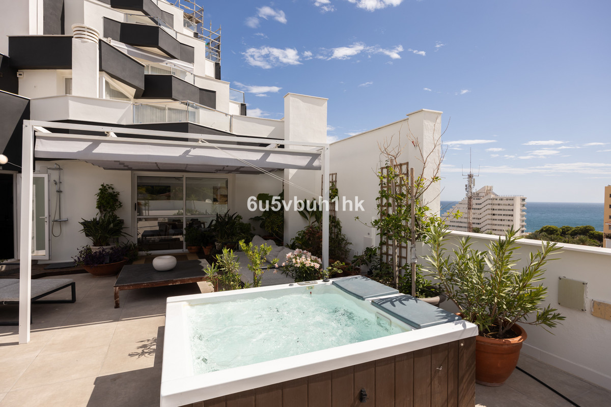 2 Bed Apartment for sale in Benalmadena Costa Costa Del Sol, Málaga, Spain