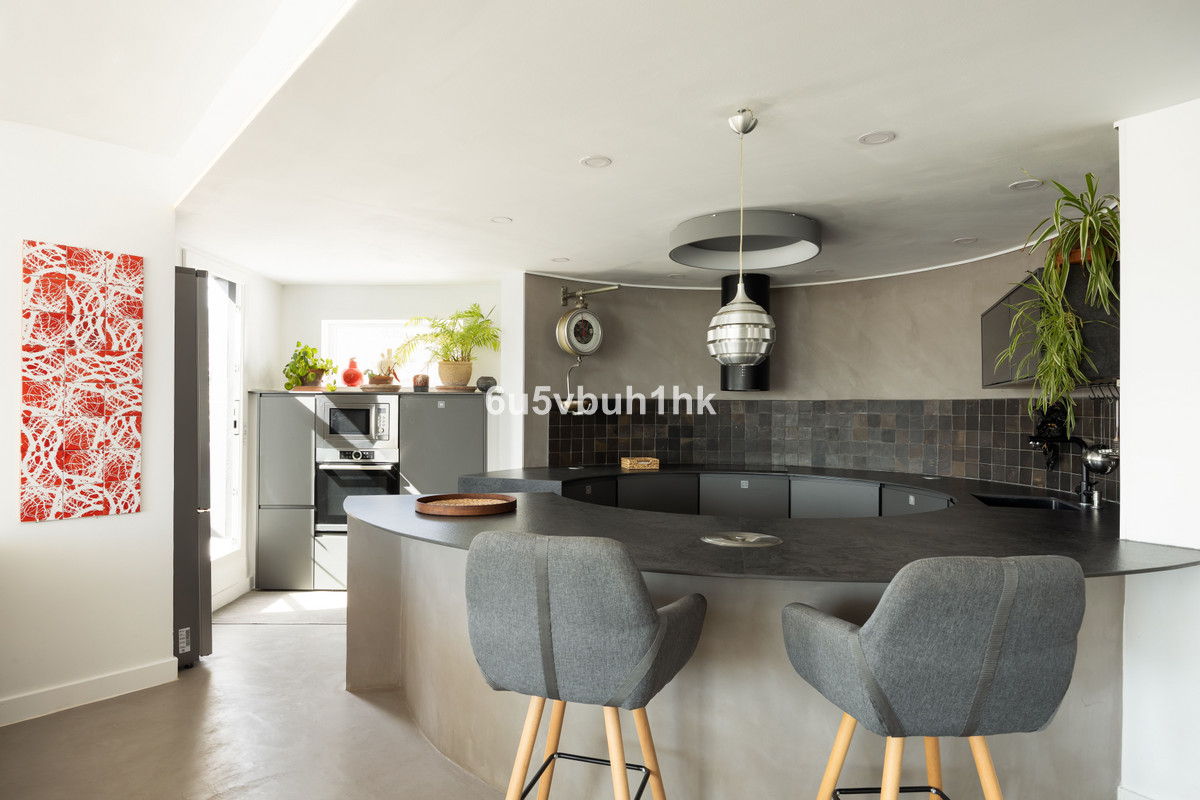 2 Bed Apartment for sale in Benalmadena Costa Costa Del Sol, Málaga, Spain