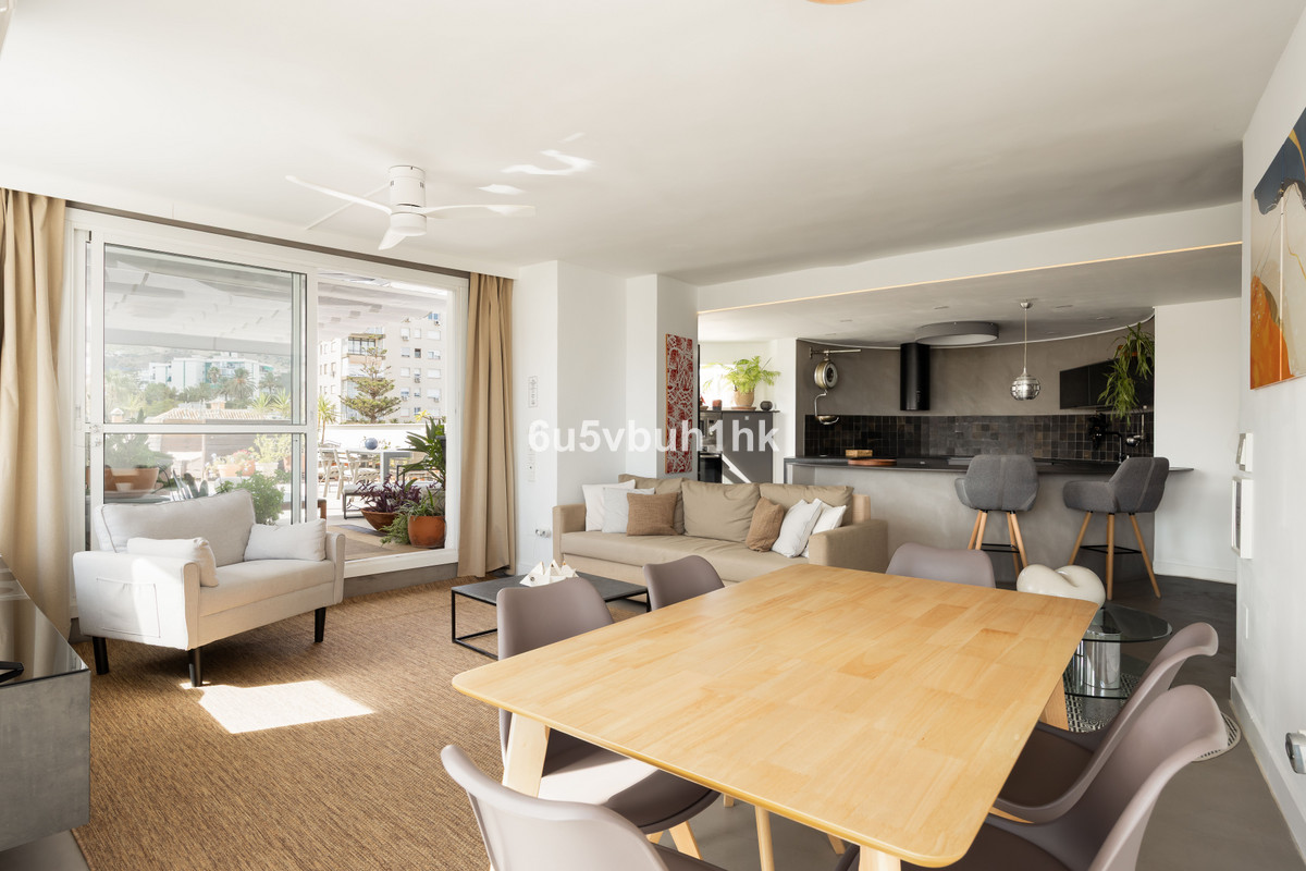 2 Bed Apartment for sale in Benalmadena Costa Costa Del Sol, Málaga, Spain