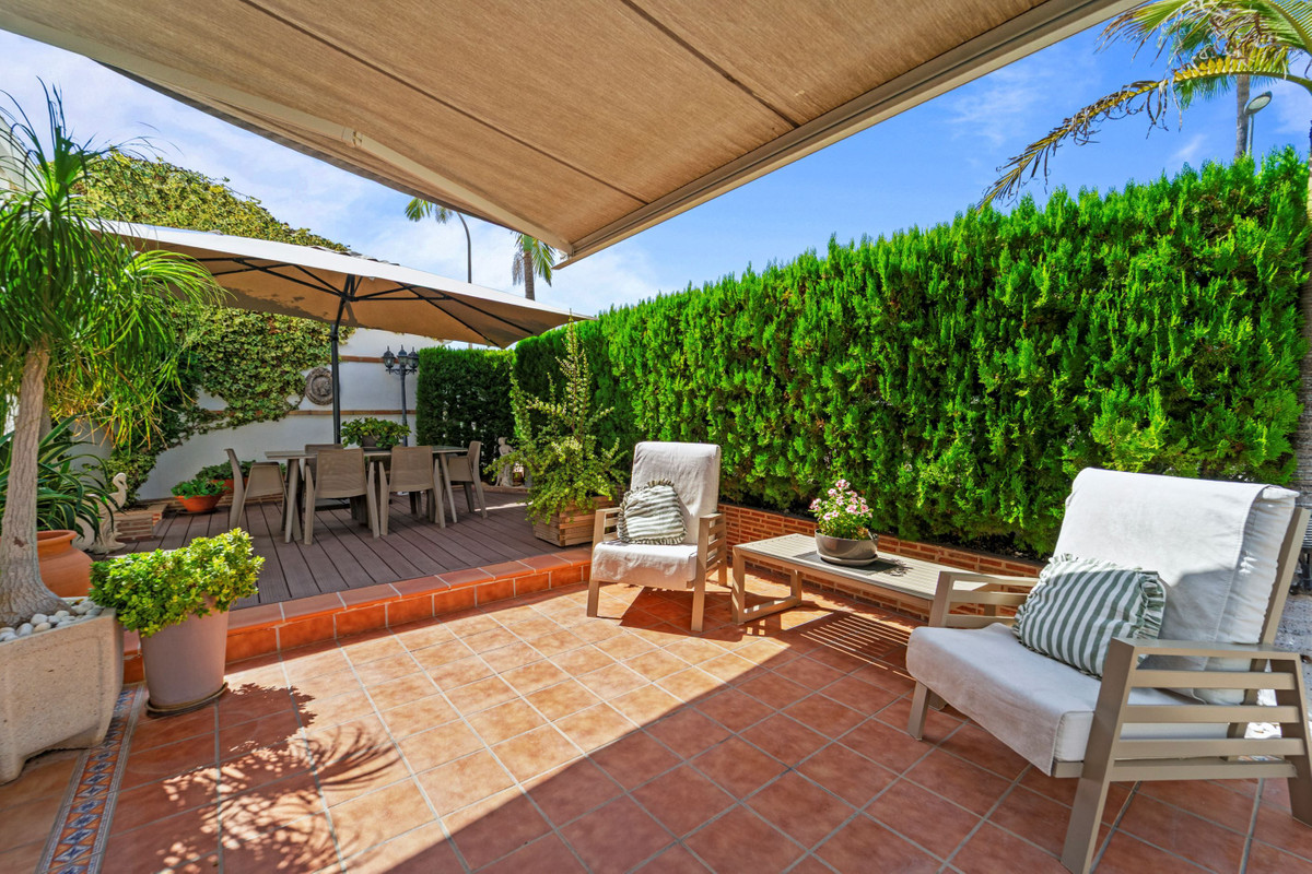 3 Bed Townhouse for sale in Los Dolses Costa Blanca, Alicante, Spain