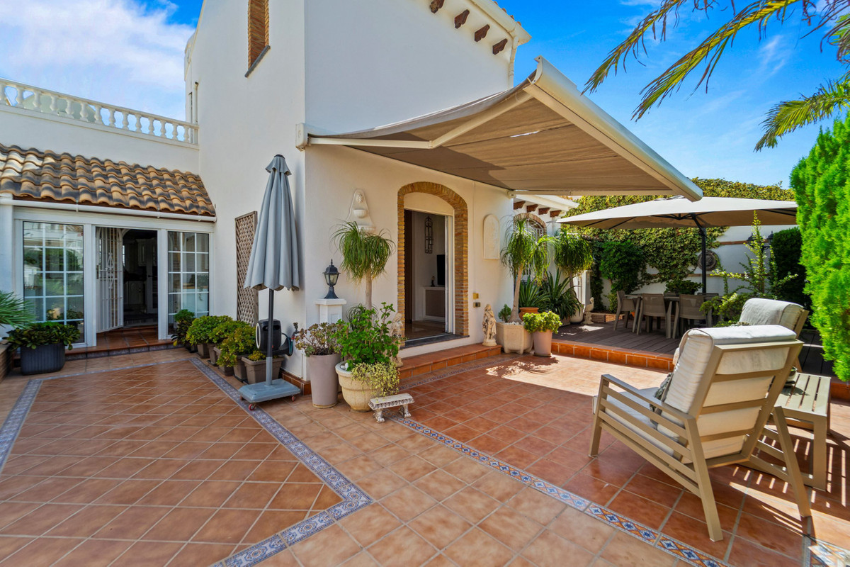 3 Bed Townhouse for sale in Los Dolses Costa Blanca, Alicante, Spain