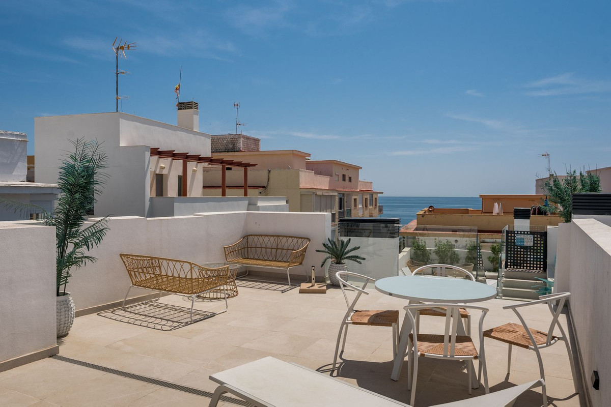 2 Bed Apartment for sale in Estepona Costa Del Sol, Málaga, Spain