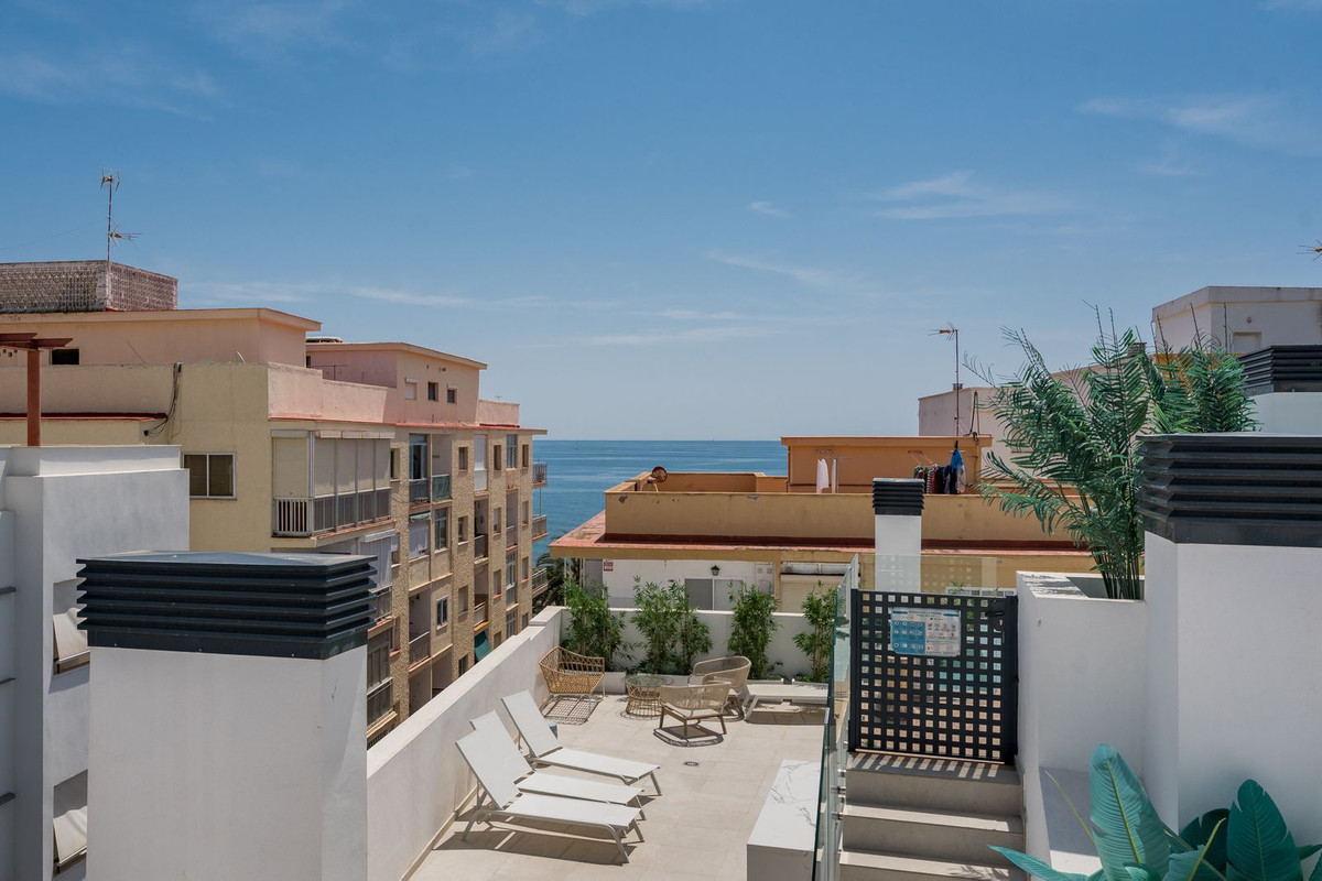 2 Bed Apartment for sale in Estepona Costa Del Sol, Málaga, Spain