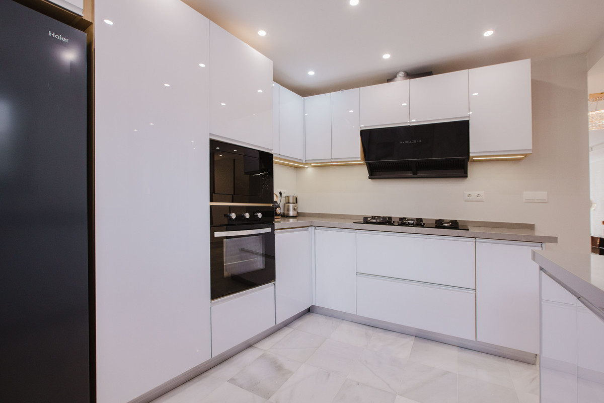 4 Bed Townhouse for sale in The Golden Mile Costa Del Sol, Málaga, Spain