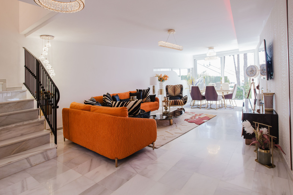4 Bed Townhouse for sale in The Golden Mile Costa Del Sol, Málaga, Spain