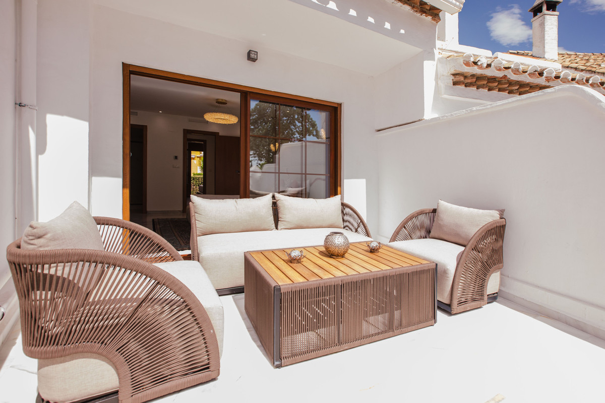 4 Bed Townhouse for sale in The Golden Mile Costa Del Sol, Málaga, Spain