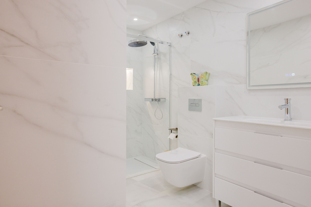 4 Bed Townhouse for sale in The Golden Mile Costa Del Sol, Málaga, Spain