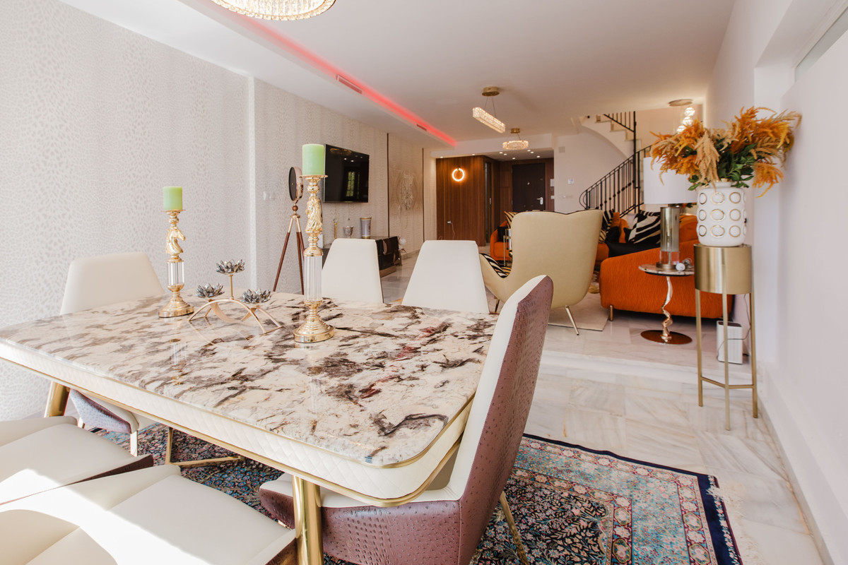 4 Bed Townhouse for sale in The Golden Mile Costa Del Sol, Málaga, Spain