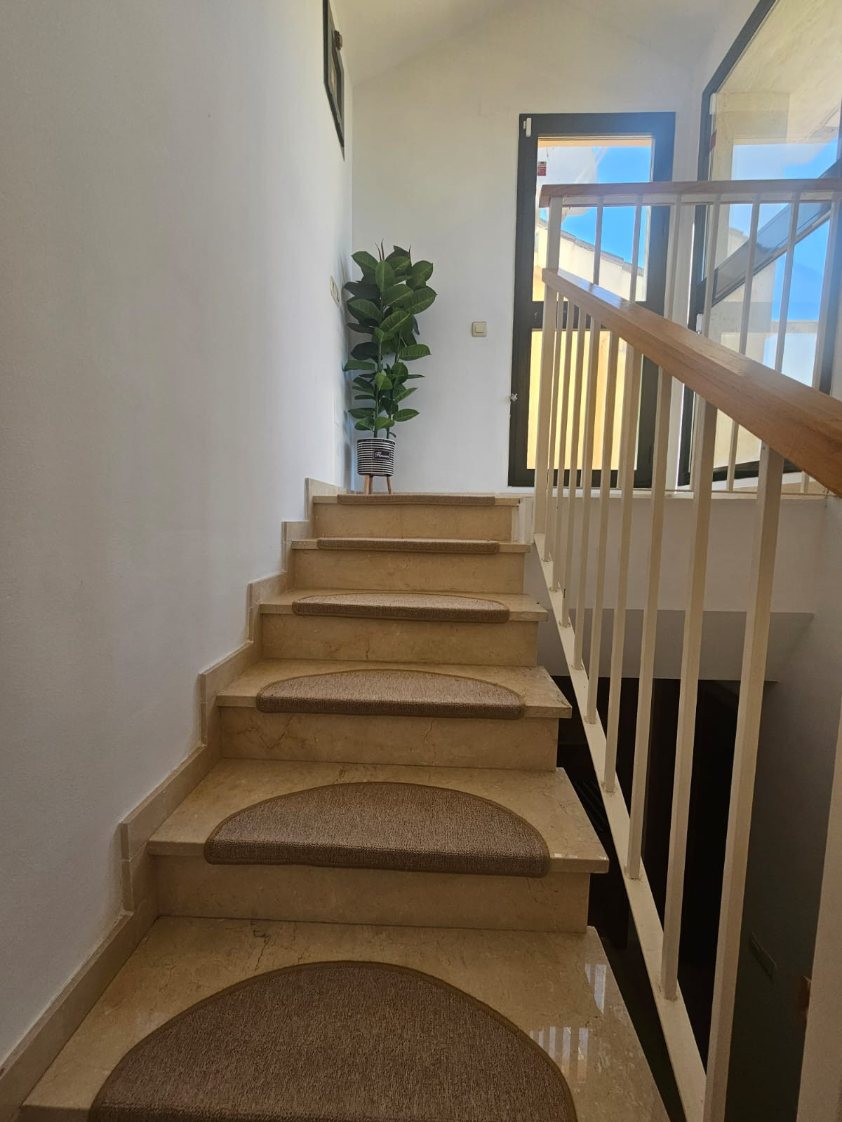 3 Bed Townhouse for sale in Estepona Costa Del Sol, Málaga, Spain