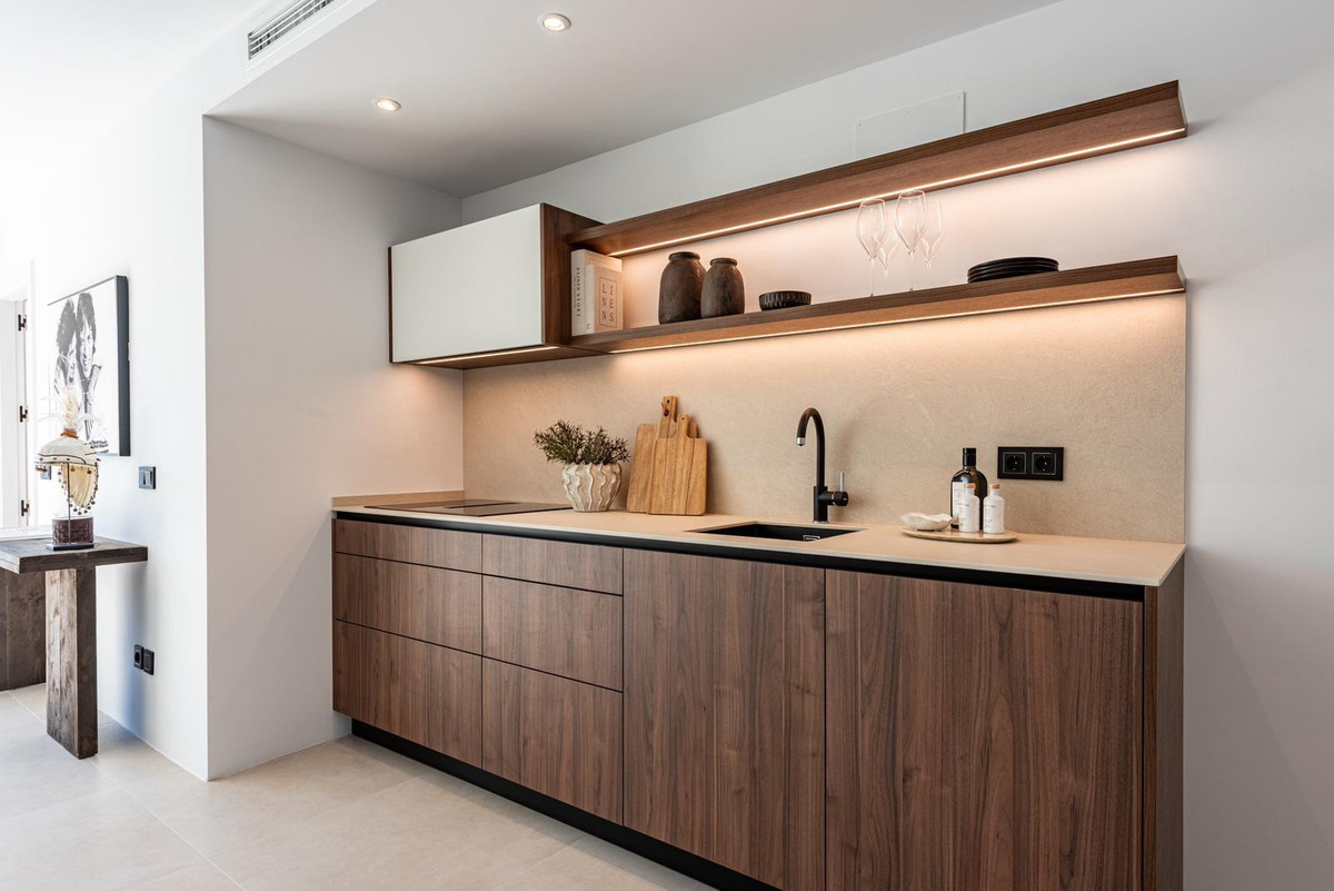 3 Bed Apartment for sale in La Quinta Costa Del Sol, Málaga, Spain