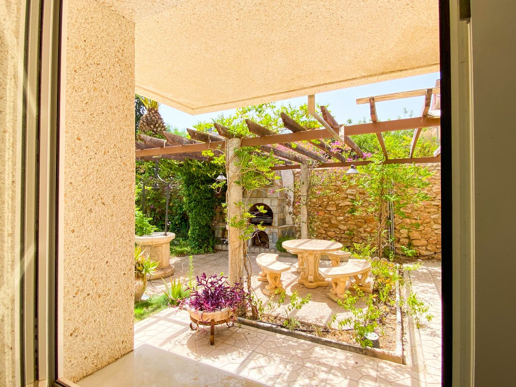 7 Bed Townhouse for sale in Villamartin Costa Blanca, Alicante, Spain