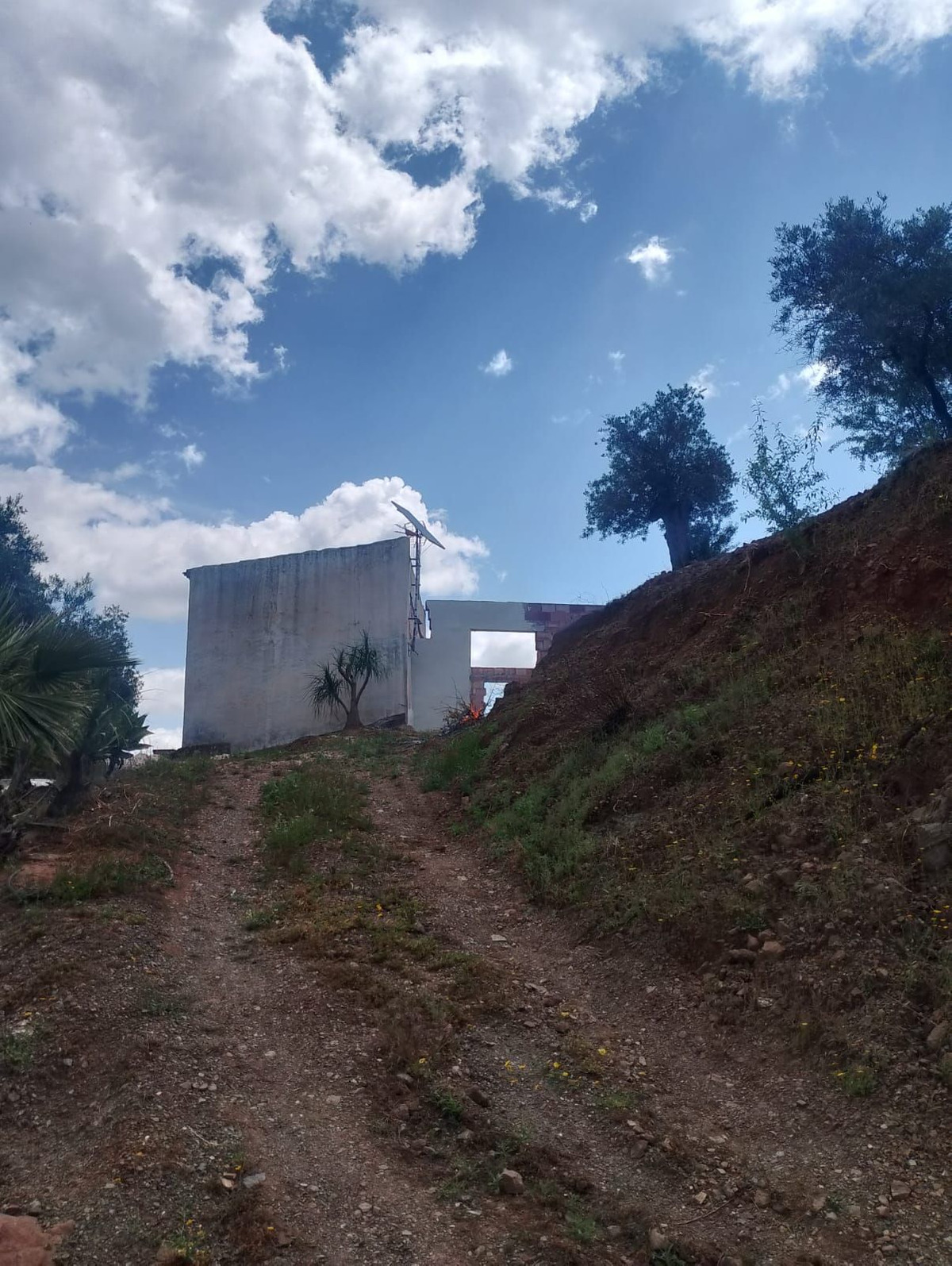 Plots for sale in Tolox Costa Del Sol, Málaga, Spain