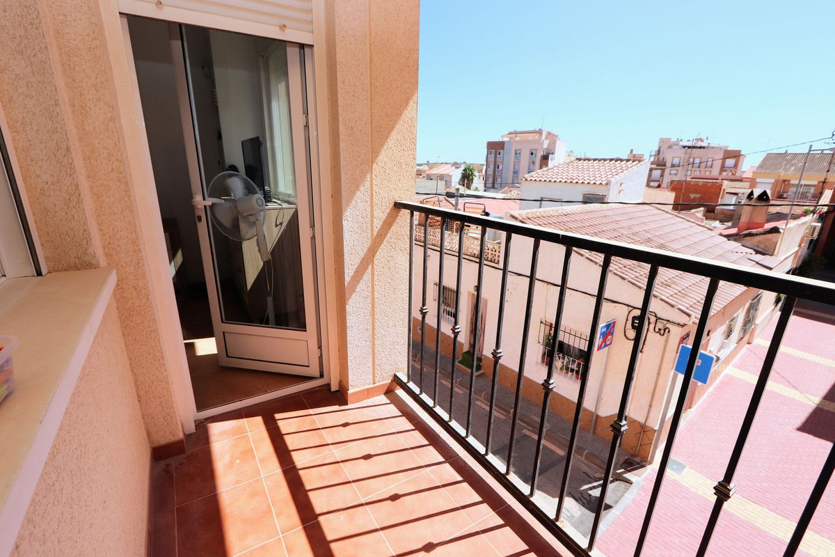 Se vende Apartamento Planta Media de 2 dormitorios en Costa Calida, Murcia, España