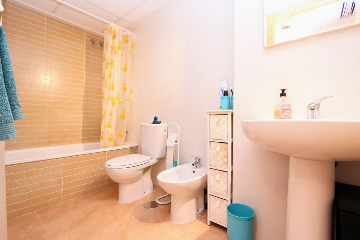 Se vende Apartamento Planta Media de 2 dormitorios en Costa Calida, Murcia, España