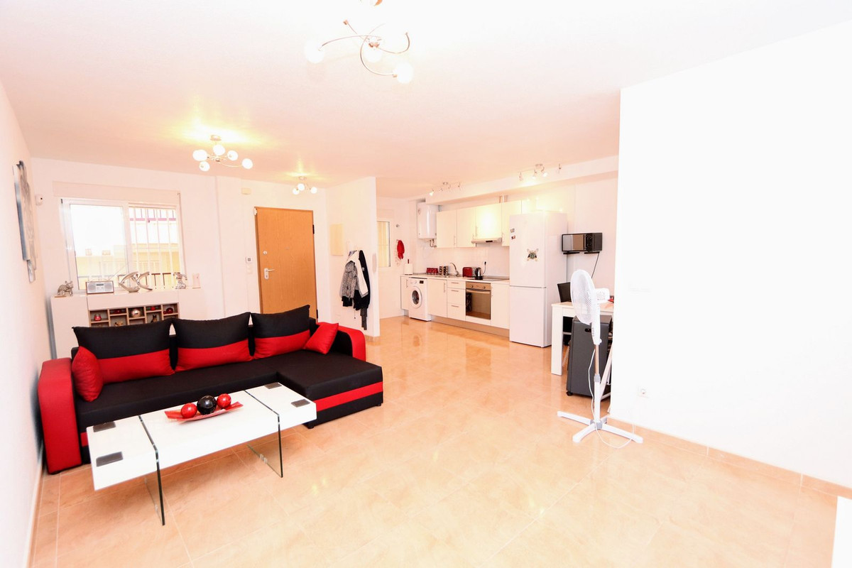 Se vende Apartamento Planta Media de 2 dormitorios en Costa Calida, Murcia, España