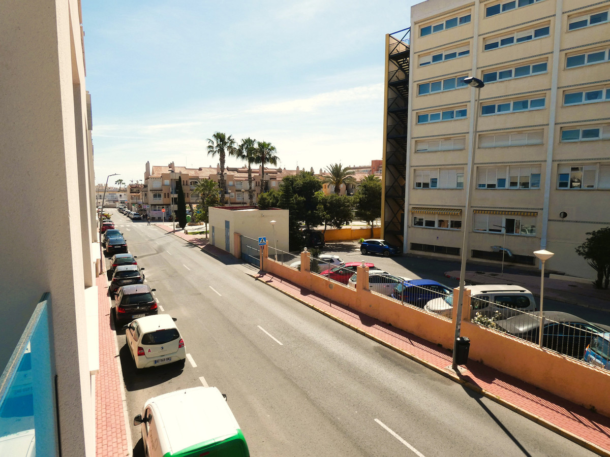 3 Bed Apartment for sale in Torrevieja Costa Blanca, Alicante, Spain