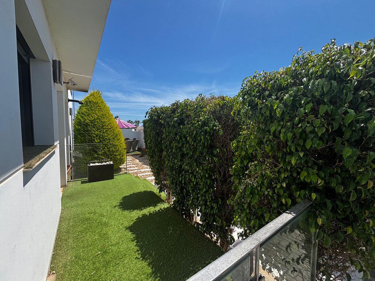 4 Bed Townhouse for sale in Ciudad Quesada Costa Blanca, Alicante, Spain