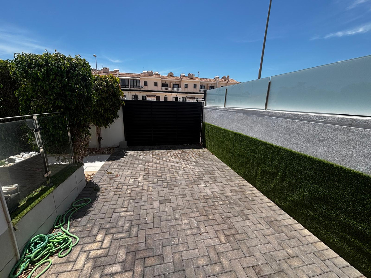 4 Bed Townhouse for sale in Ciudad Quesada Costa Blanca, Alicante, Spain