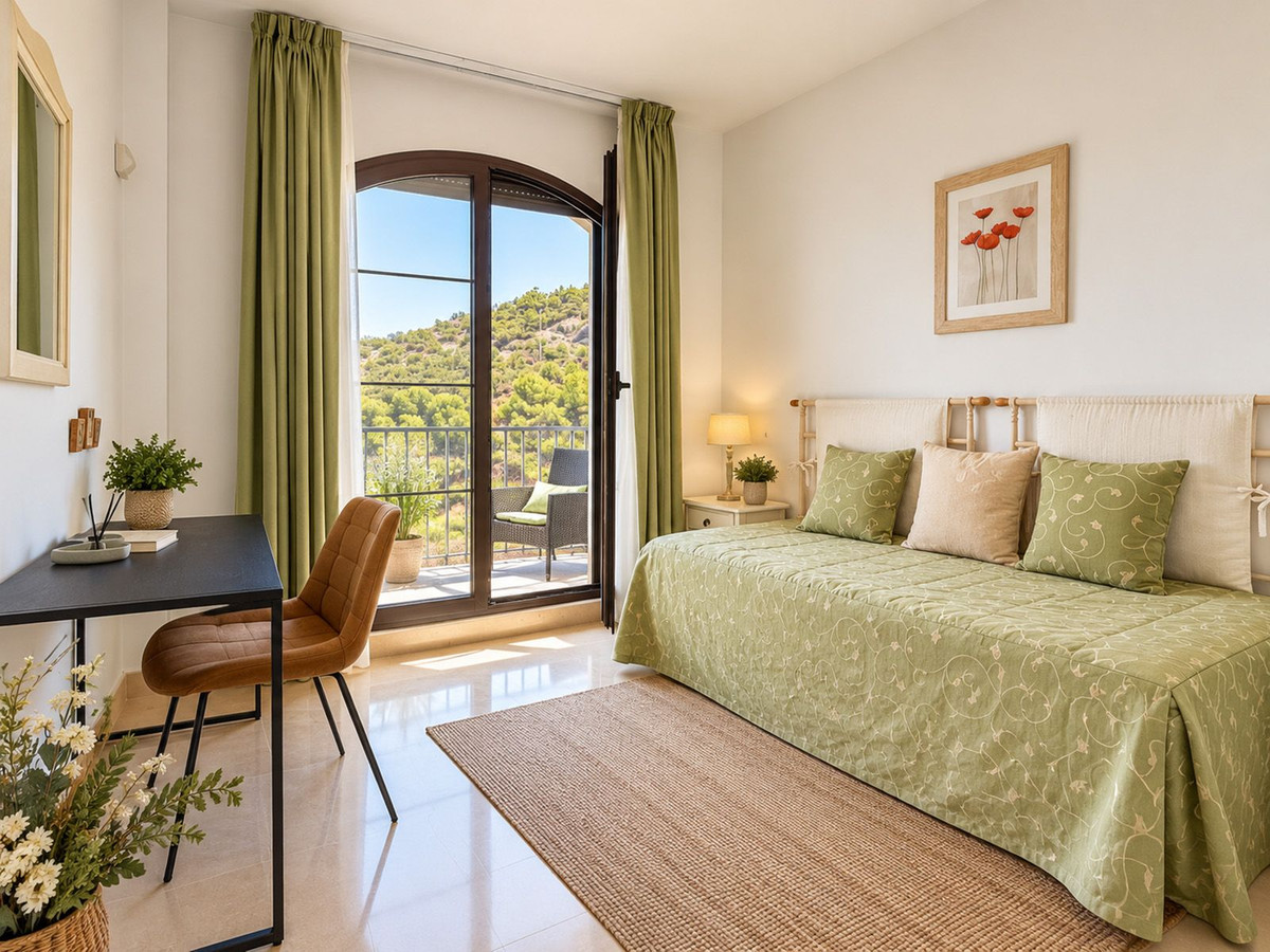 3 Bed Apartment for sale in Los Arqueros Costa Del Sol, Málaga, Spain