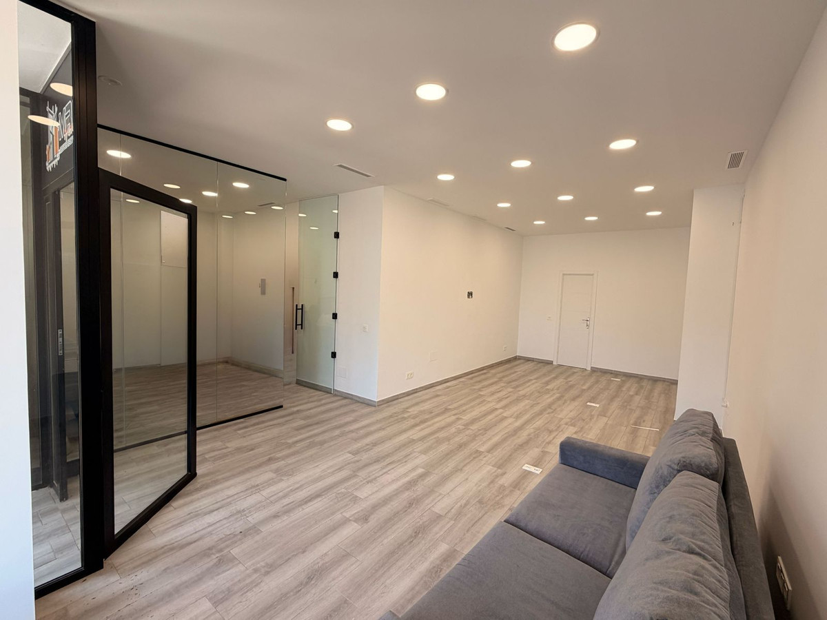 Commercial unit for sale in Marbella Costa Del Sol, Málaga, Spain