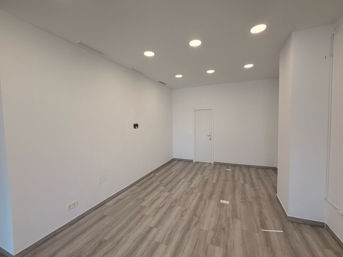 Commercial unit for sale in Marbella Costa Del Sol, Málaga, Spain