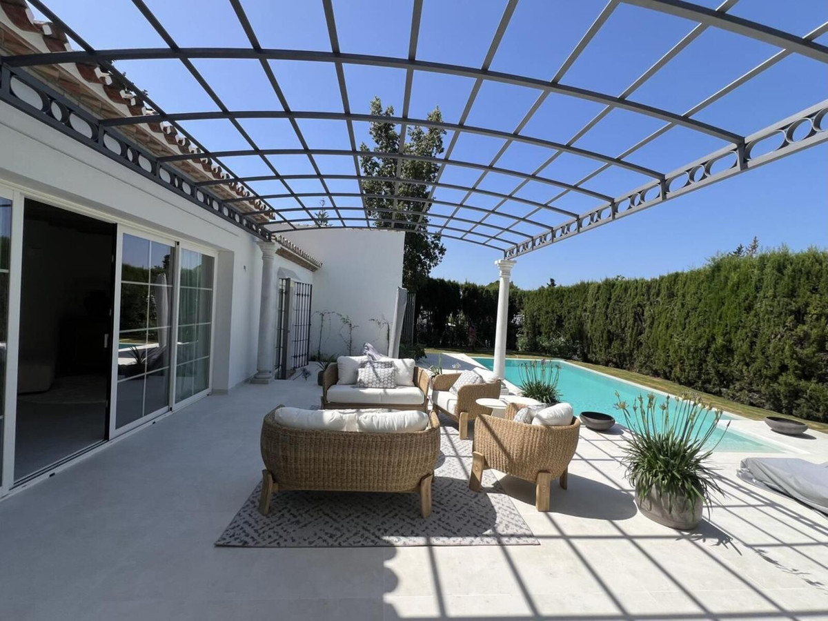 3 Bed Townhouse for sale in Guadalmina Alta Costa Del Sol, Málaga, Spain
