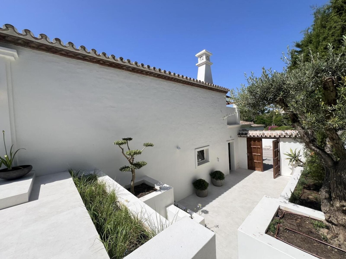 3 Bed Townhouse for sale in Guadalmina Alta Costa Del Sol, Málaga, Spain