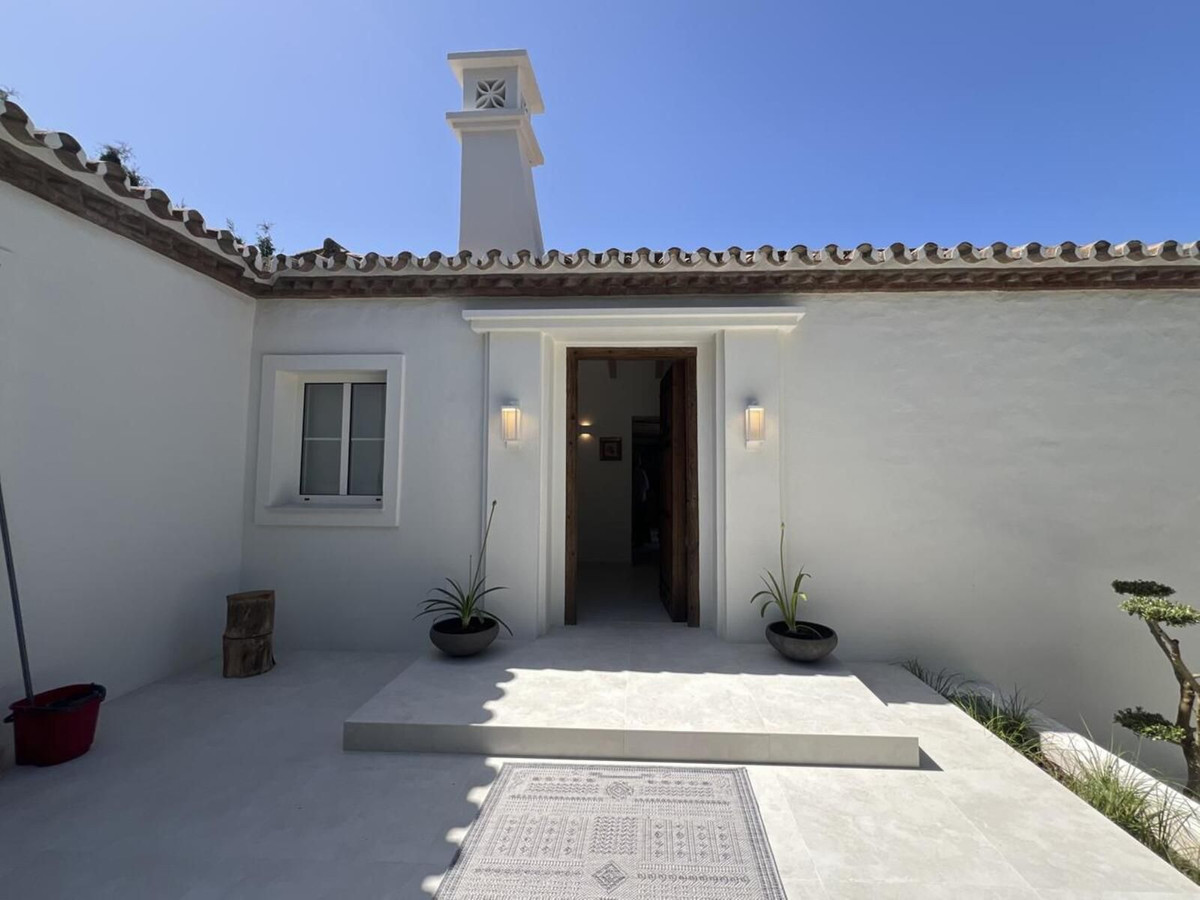 3 Bed Townhouse for sale in Guadalmina Alta Costa Del Sol, Málaga, Spain