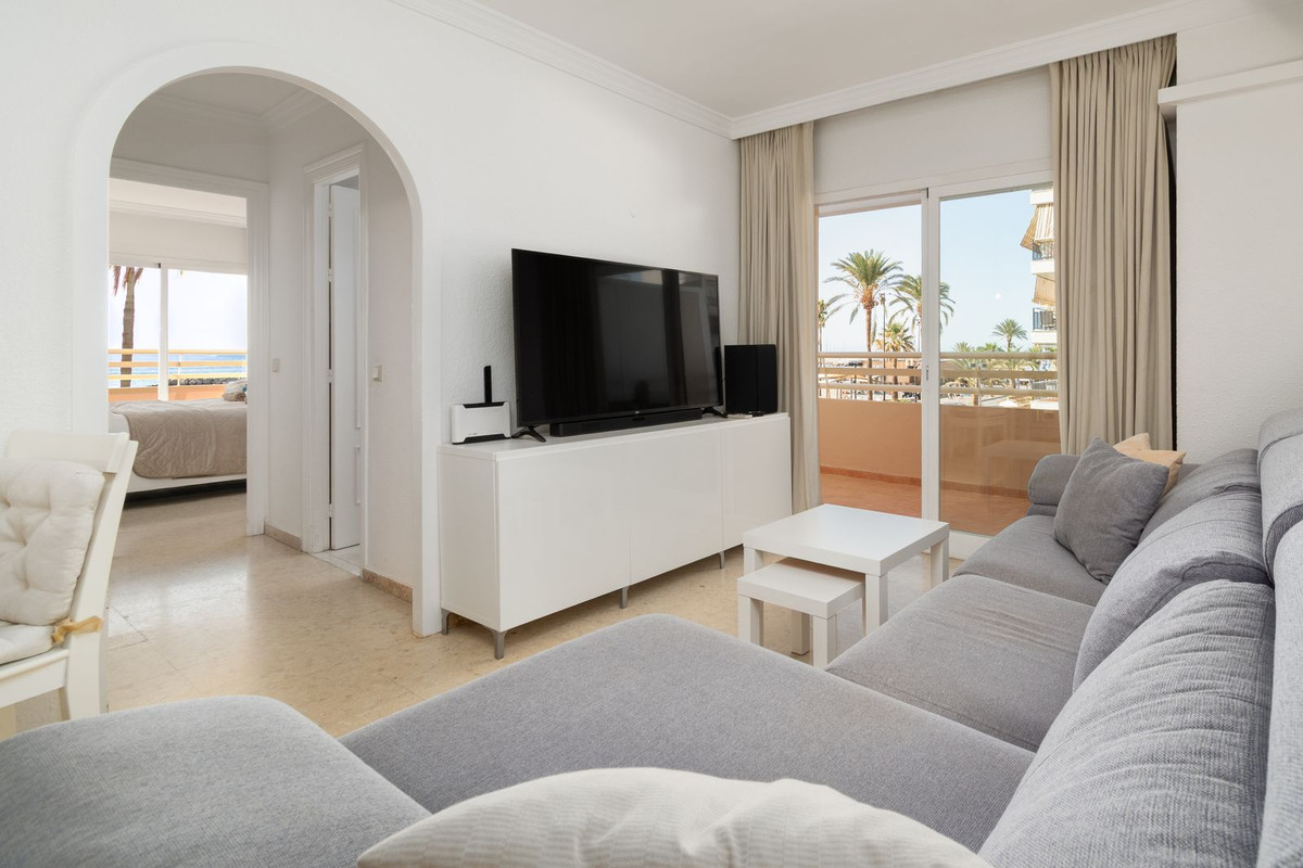1 Bed Apartment for sale in Fuengirola Costa Del Sol, Málaga, Spain