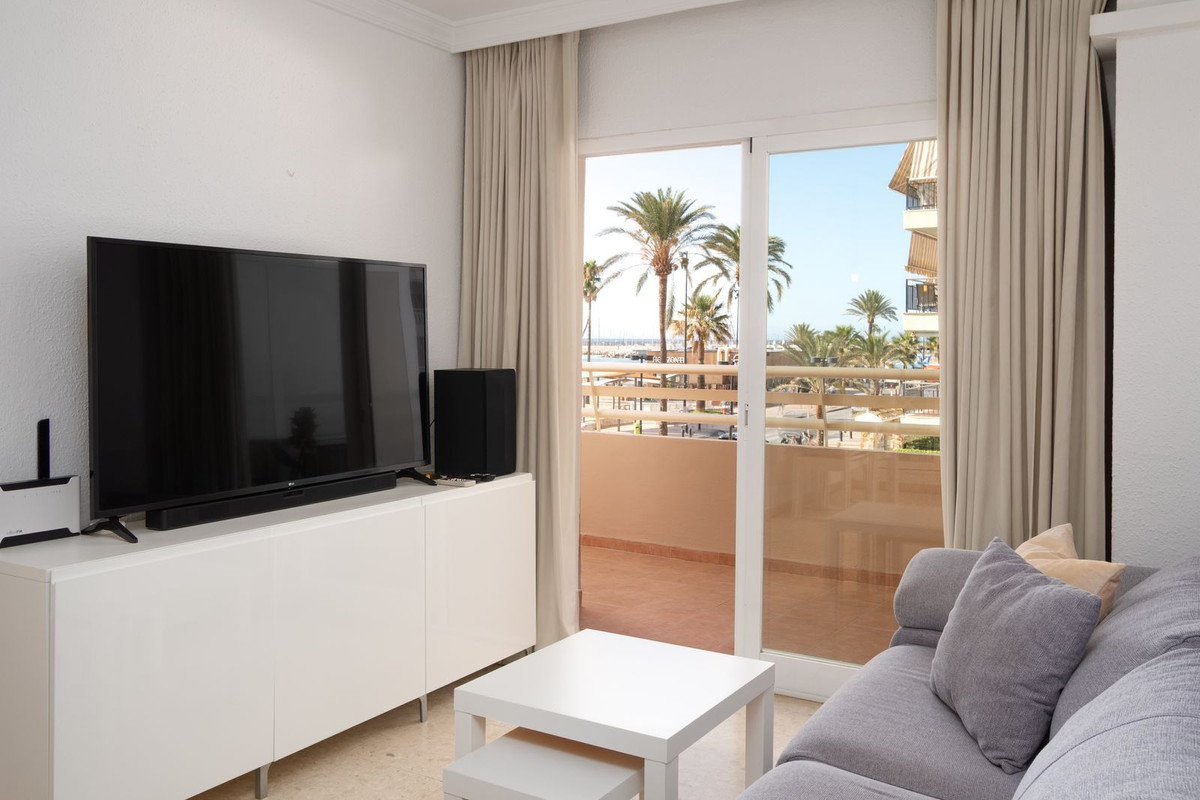 1 Bed Apartment for sale in Fuengirola Costa Del Sol, Málaga, Spain