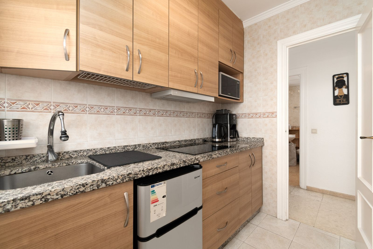 1 Bed Apartment for sale in Fuengirola Costa Del Sol, Málaga, Spain