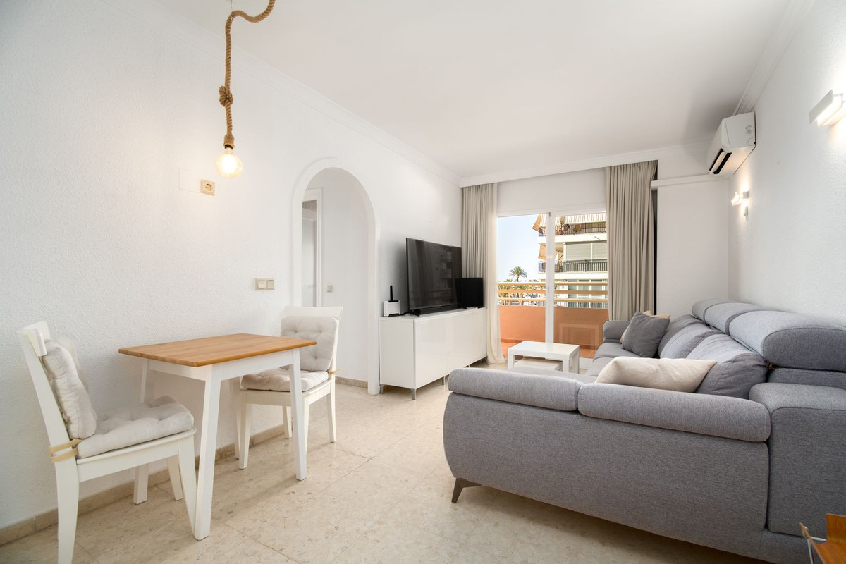 1 Bed Apartment for sale in Fuengirola Costa Del Sol, Málaga, Spain