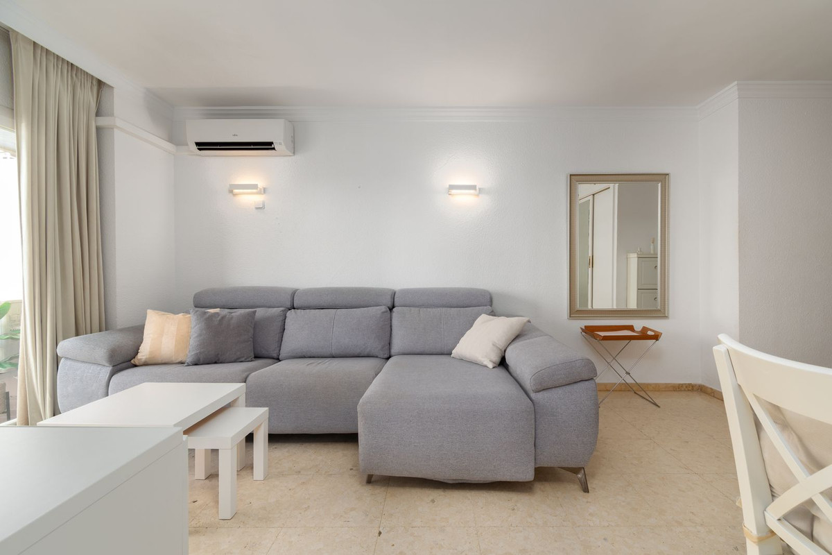1 Bed Apartment for sale in Fuengirola Costa Del Sol, Málaga, Spain
