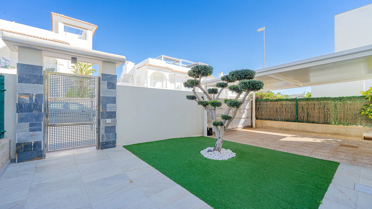 3 Bed Townhouse for sale in Ciudad Quesada Costa Blanca, Alicante, Spain