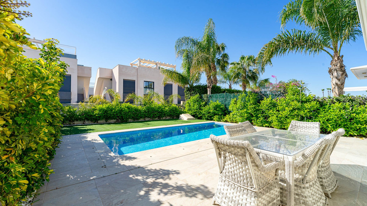 3 Bed Townhouse for sale in Ciudad Quesada Costa Blanca, Alicante, Spain