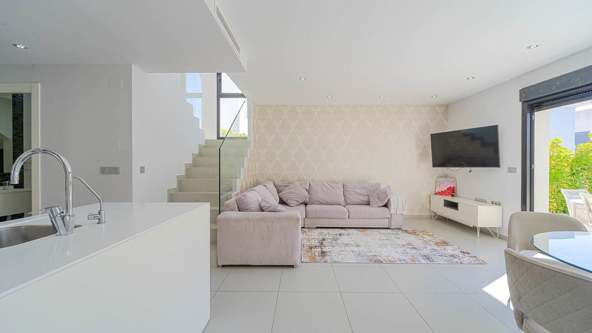 3 Bed Townhouse for sale in Ciudad Quesada Costa Blanca, Alicante, Spain